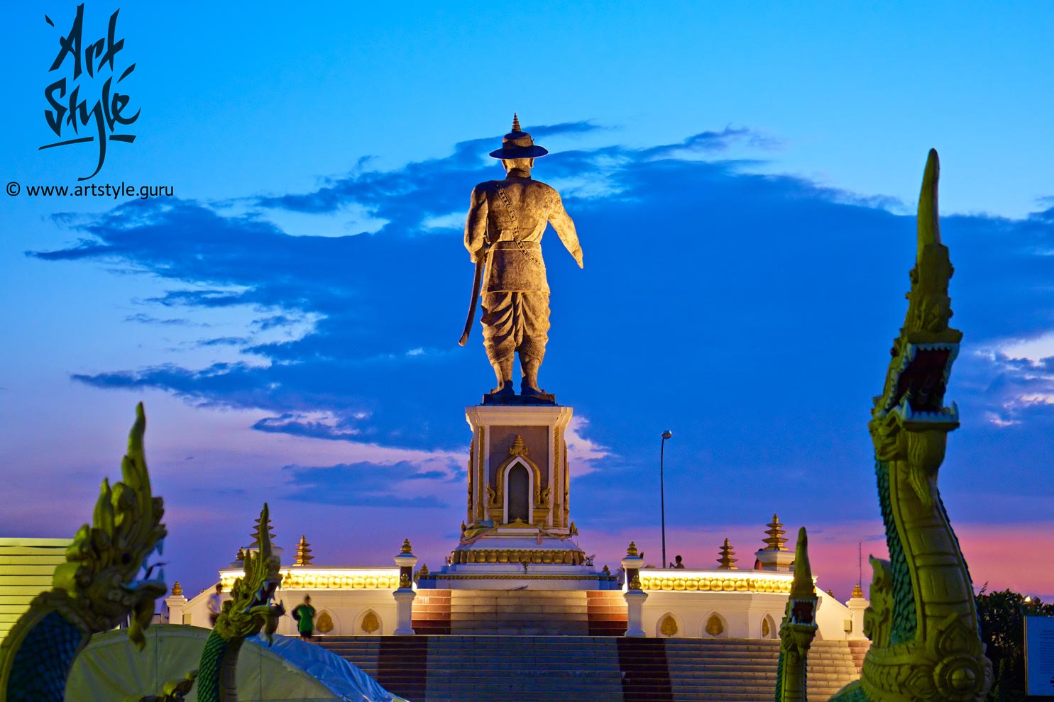 Chao Anouvong monument, Vientiane, Laos.
