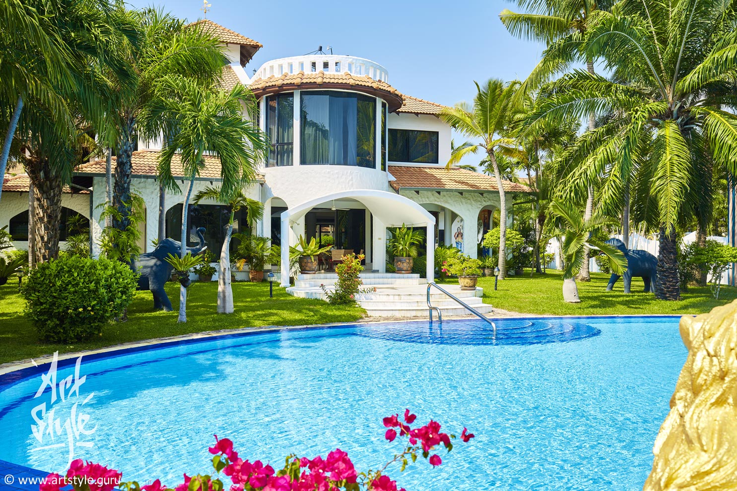 Example of exterior shooting (private villa)