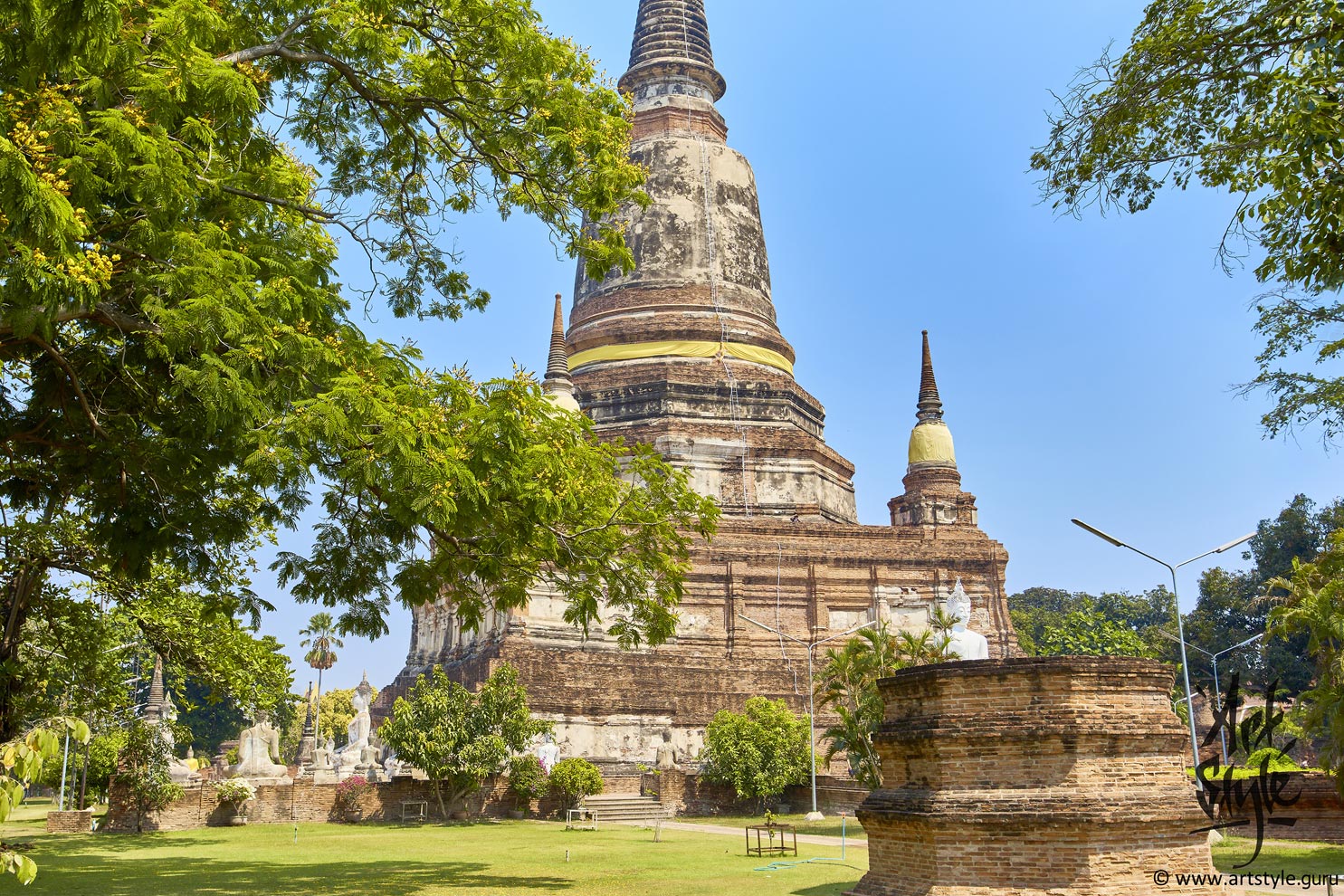 Wat Yai Chaimongkol, Ayutthaya, Thailand.