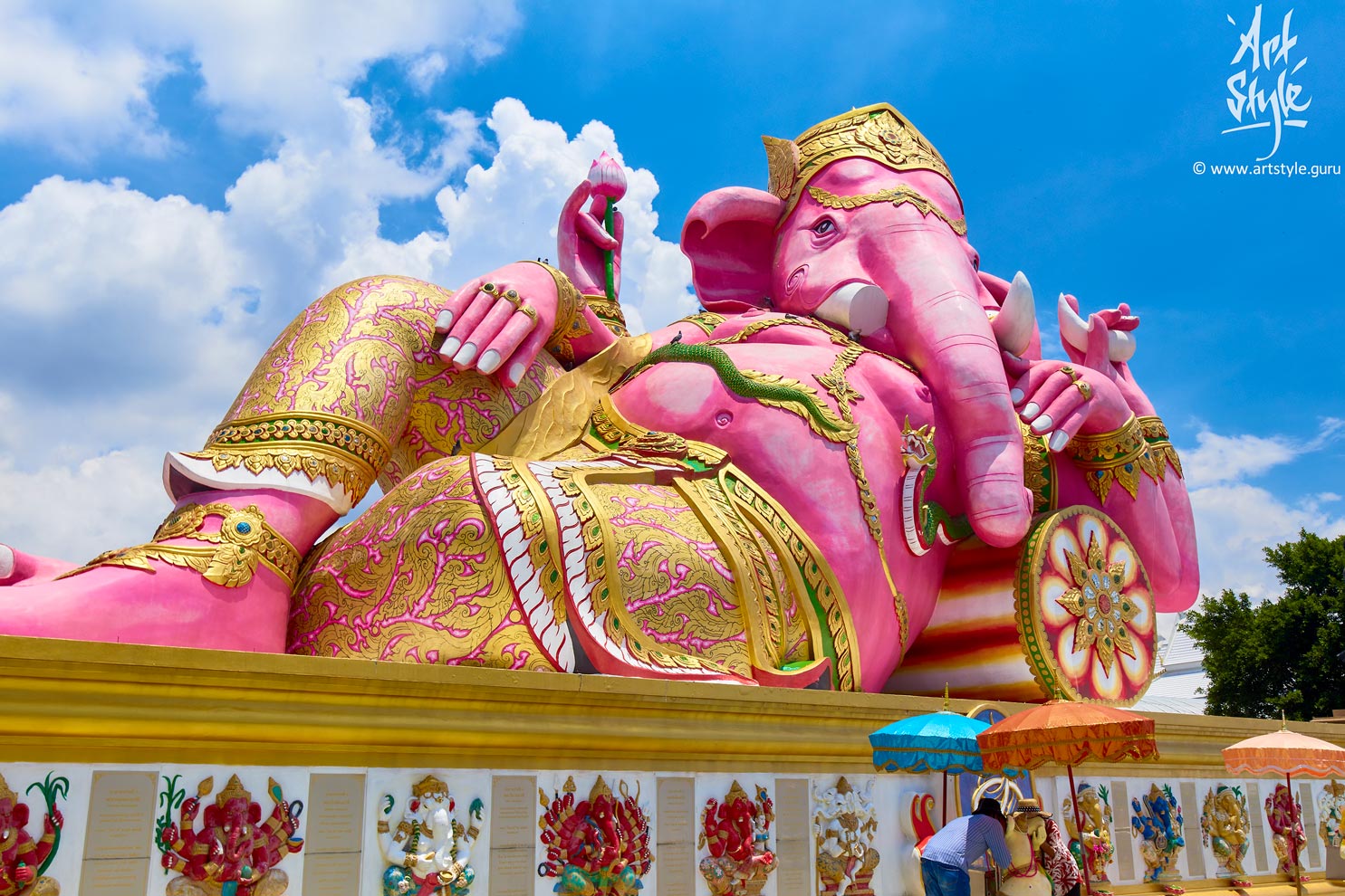 Ganesha shrine, Wat Saman Rattanaram, Chachoengsao, Thailand.
