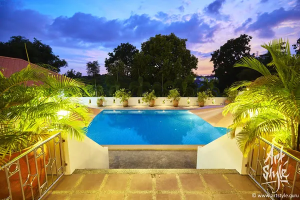 Example of exterior shooting (private villa)