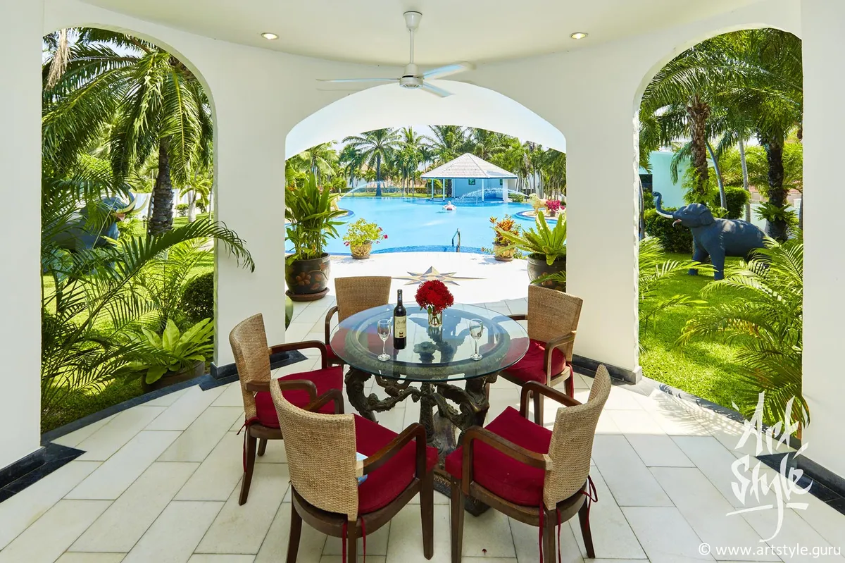 Example of exterior shooting (private villa)