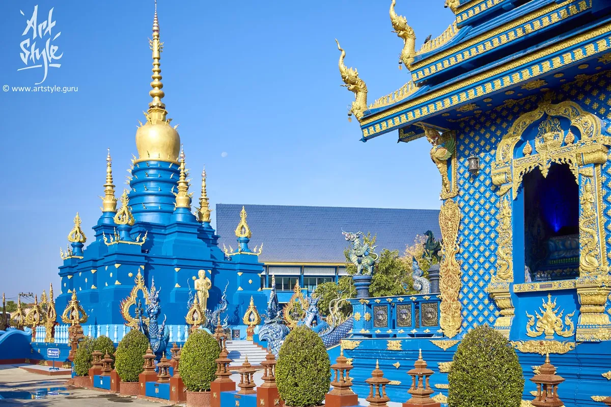 Blue Temple (Wat Rong Suea Ten), Chiang Rai, Thailand.