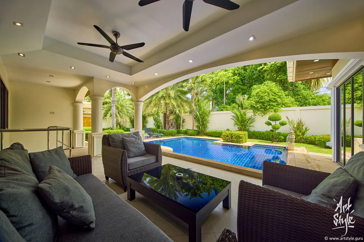 Exterior photography example — a private villa.